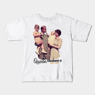 queen elizabeth Kids T-Shirt